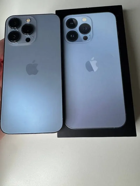 Продажа техники Apple: iPhone 15 Pro Max, iPhone 13 Pro, AirPods Pro 2 - Мобильные телефоны и аксессуары в Чебоксары