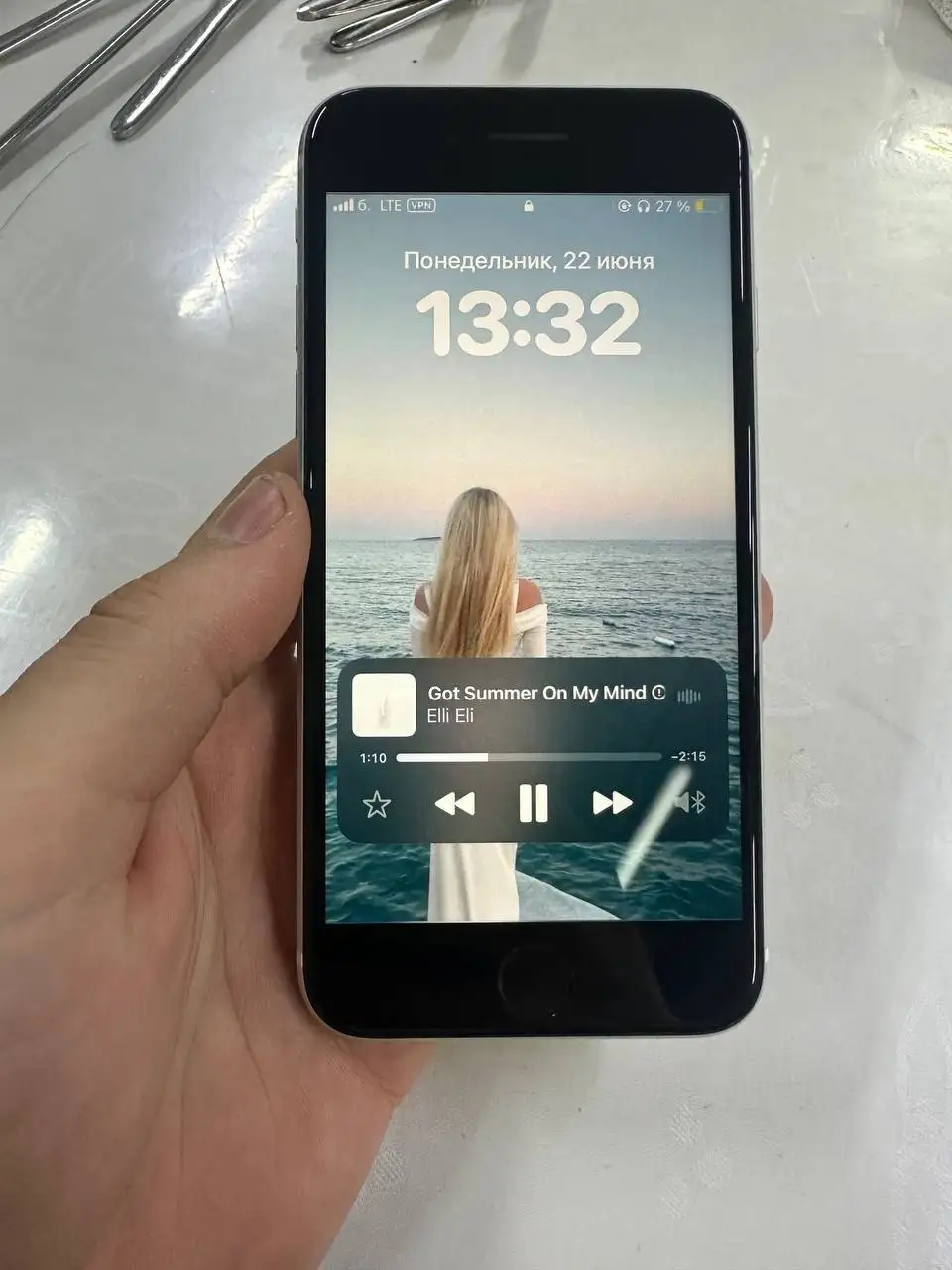 Обмен iPhone 12 Pro, SE 2020 и JBL Pulse 4 на iPhone выше - Смартфоны и аксессуары (Электроника) в Чебоксары