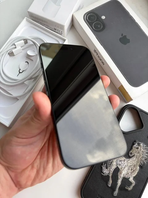 iPhone 16 128GB Black – идеальное состояние - Мобильные телефоны и аксессуары в Чебоксары