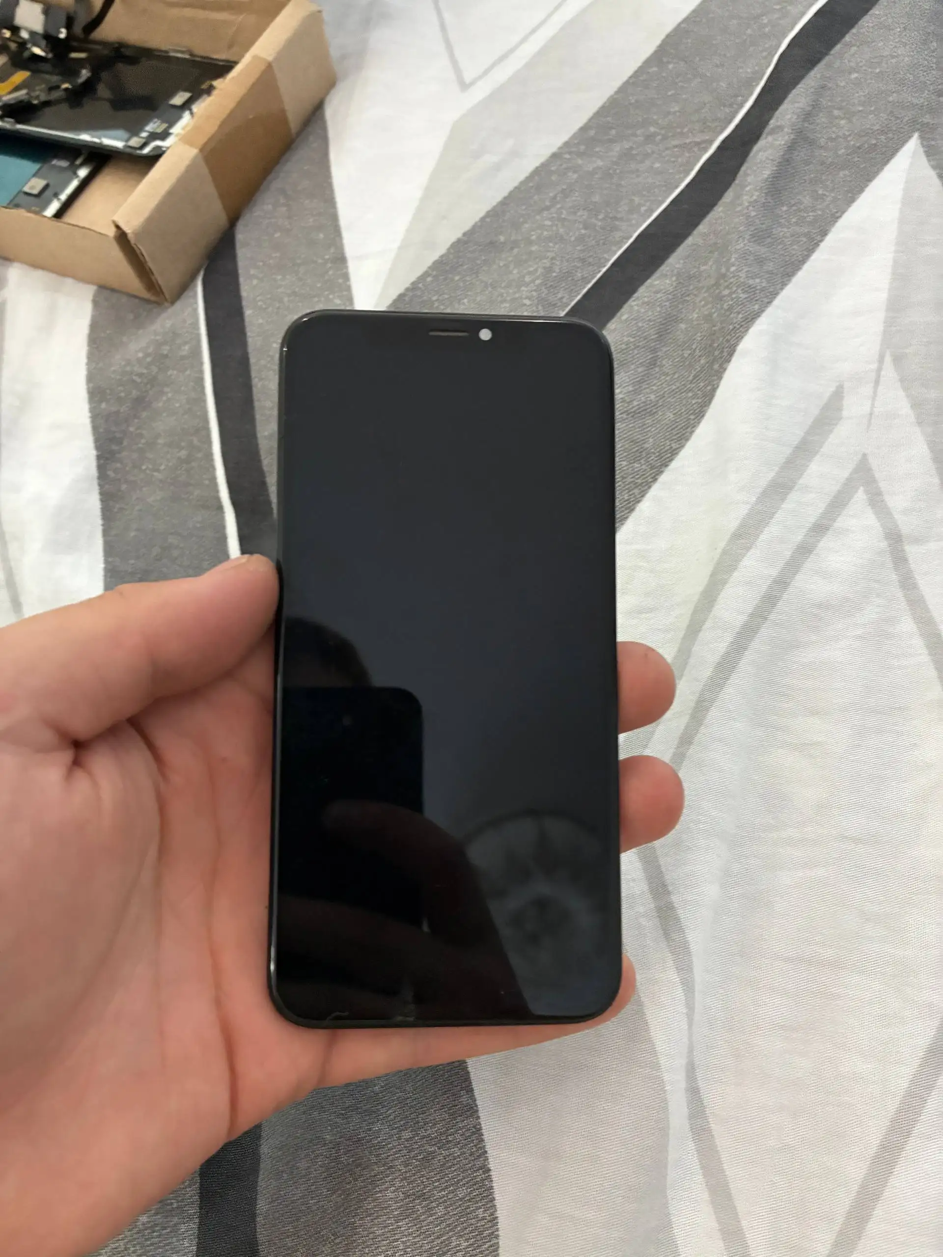 Дисплеи для iPhone (несколько штук) - Электроника в Чебоксары