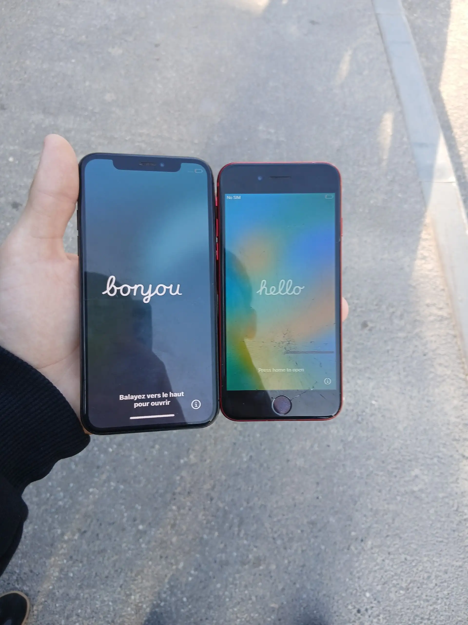 iPhone X и iPhone 8 с поврежденными дисплеями - Смартфоны (Электроника) в Чебоксары