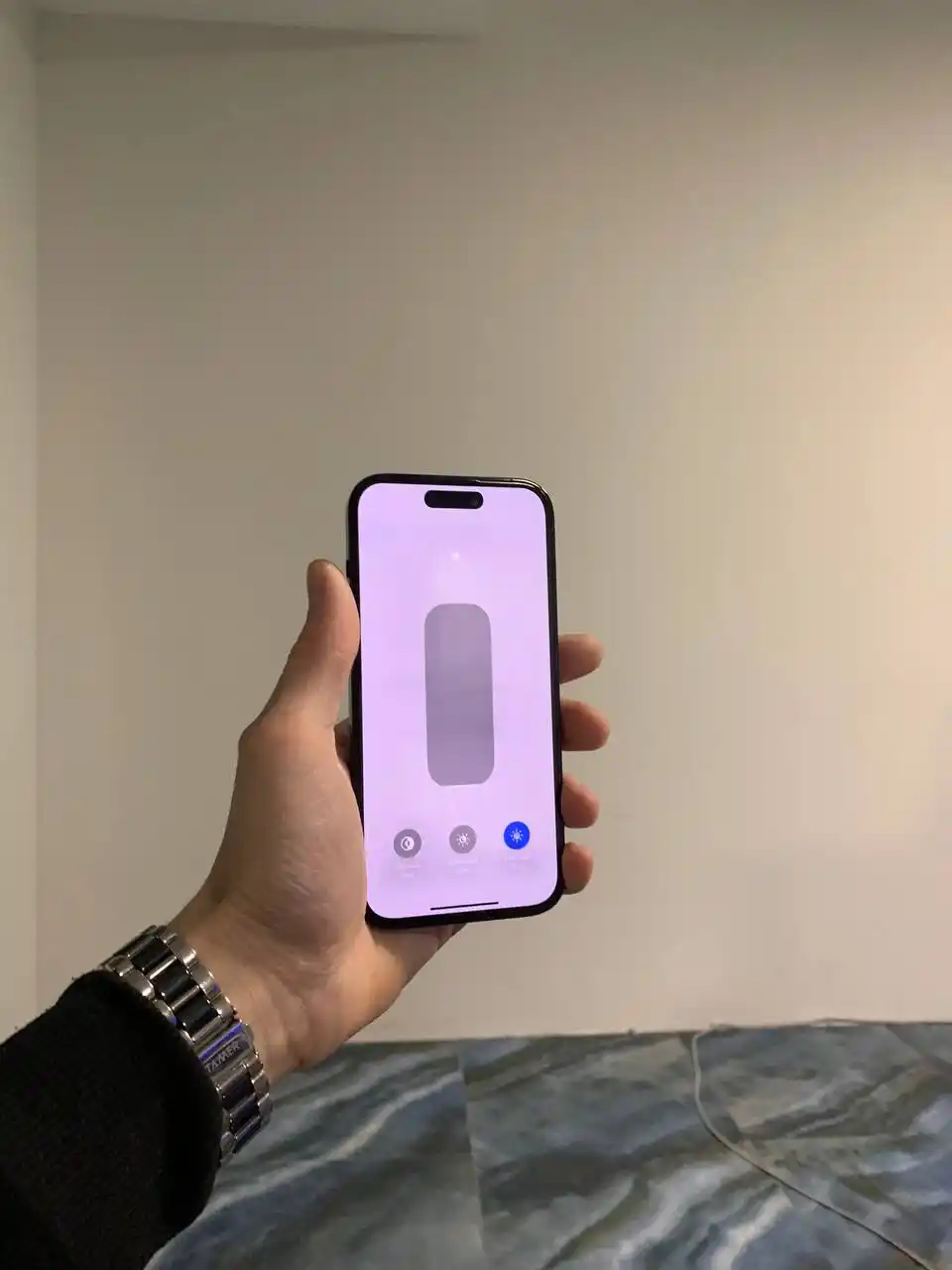 iPhone 14 Pro 128гб с замененным дисплеем и аккумулятором