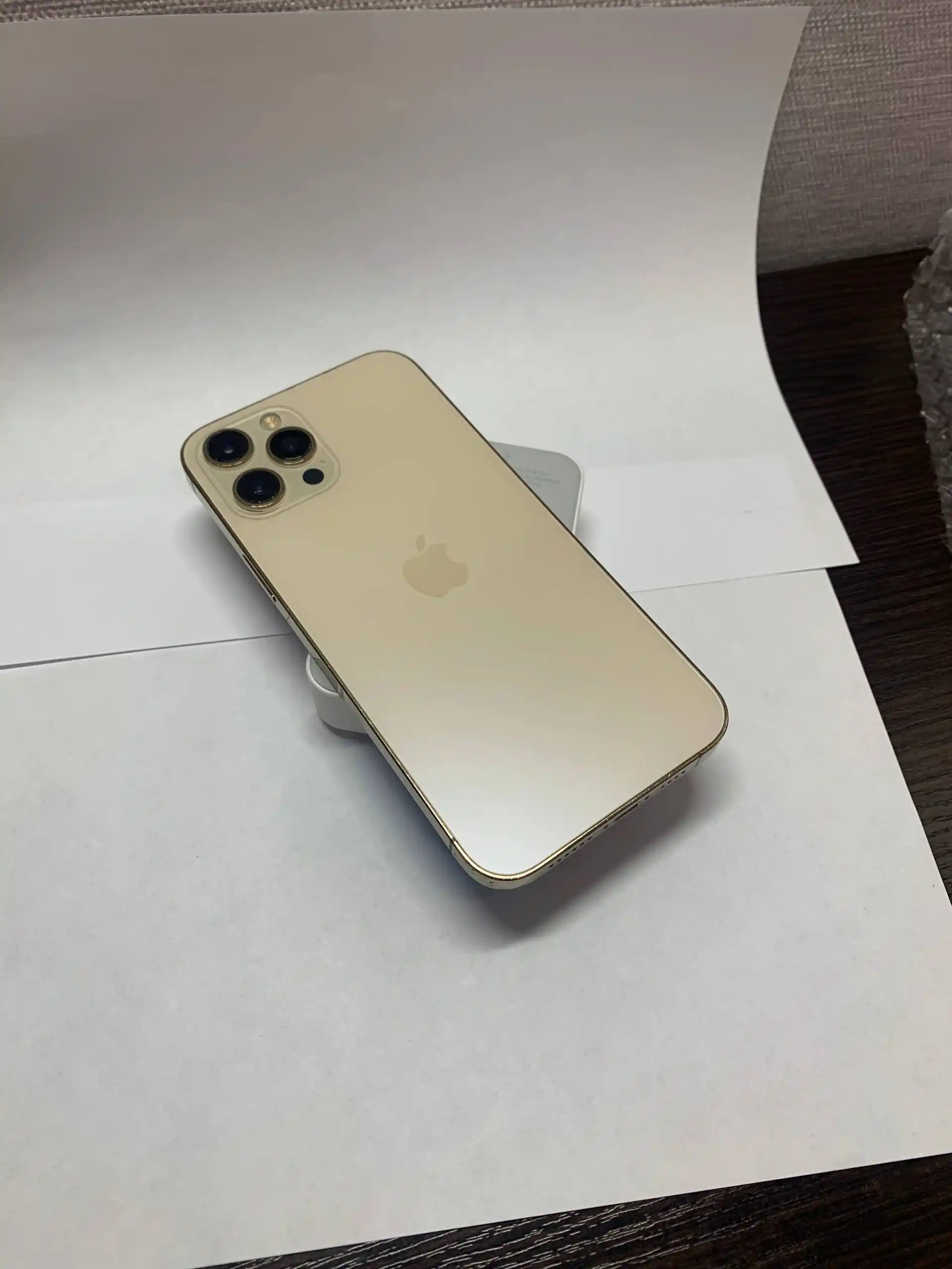 Продажа iPhone 12 разных моделей