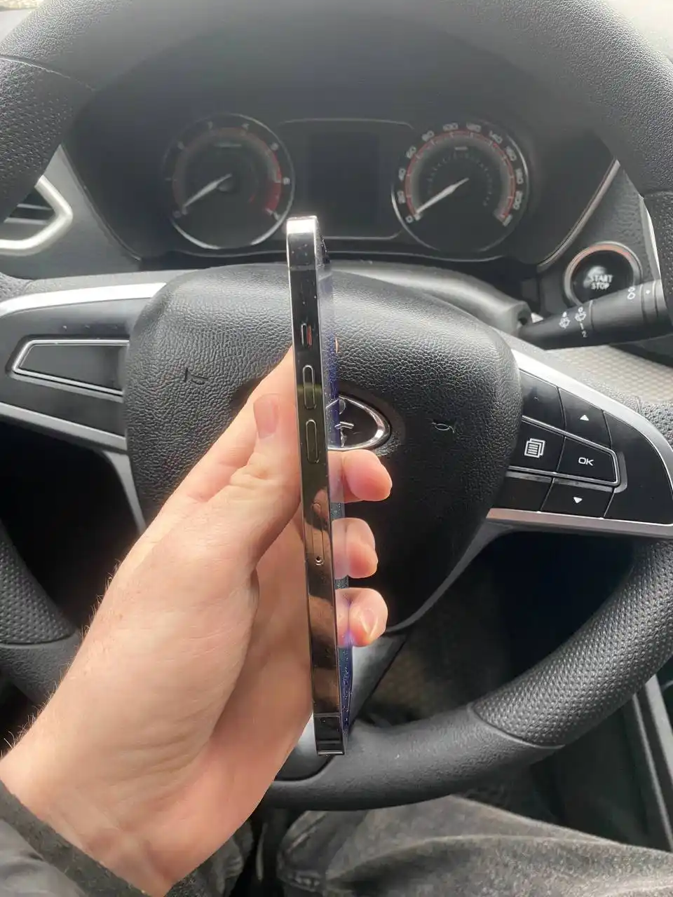 Продам Iphone 13 Pro 128GB