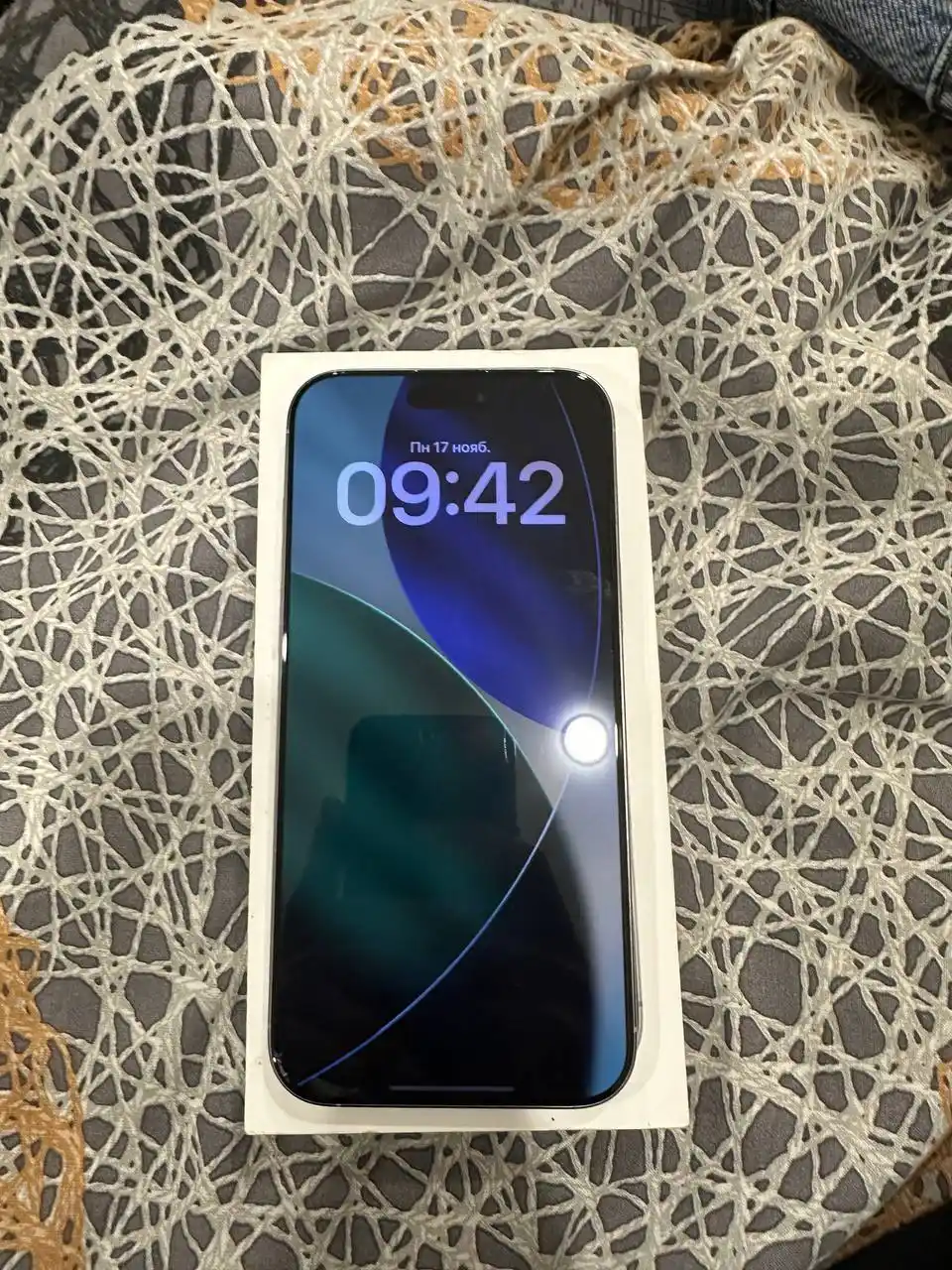 Продам айфон 16 про мах