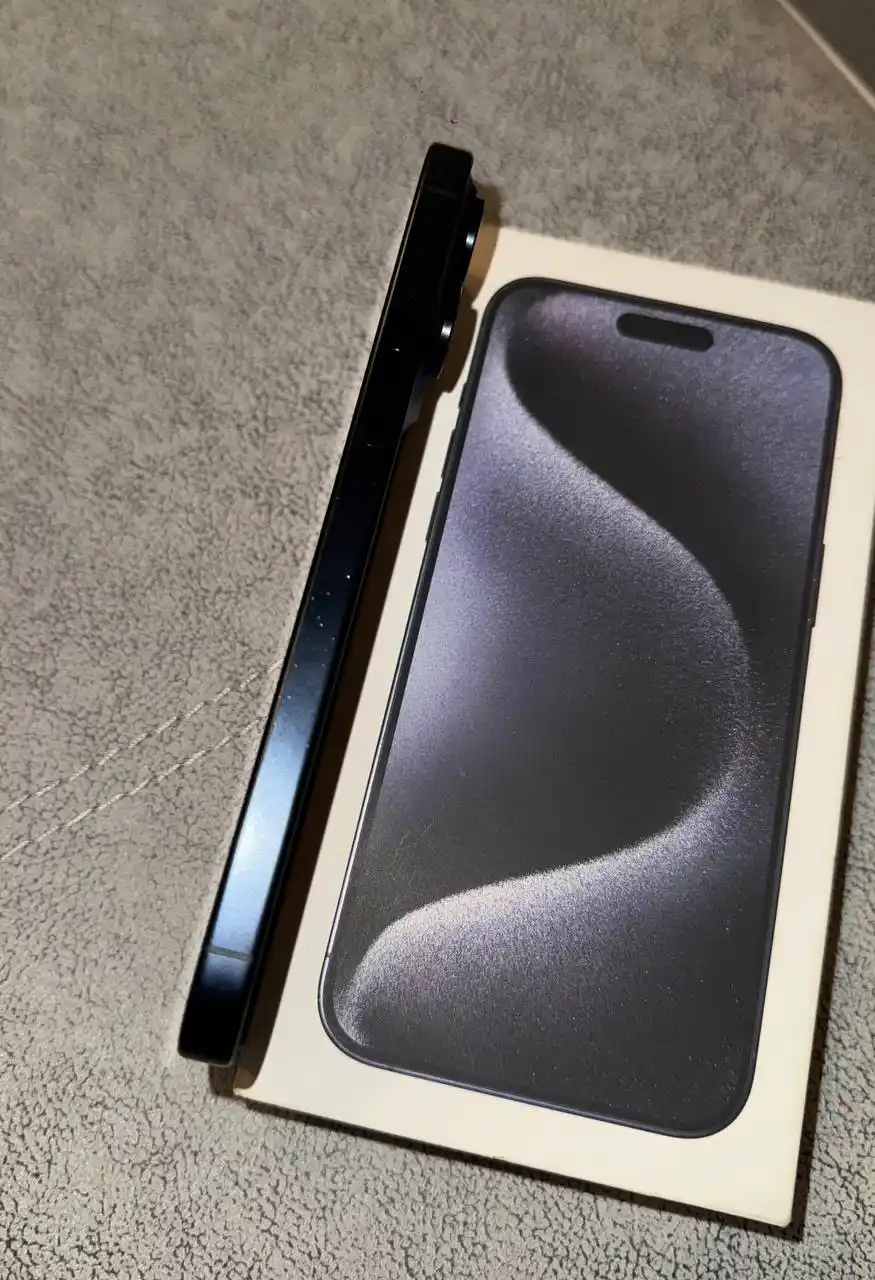 Продаю iPhone 15 Pro Max