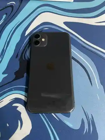 Продам или обменяю iPhone 11 - Электроника в Чебоксары