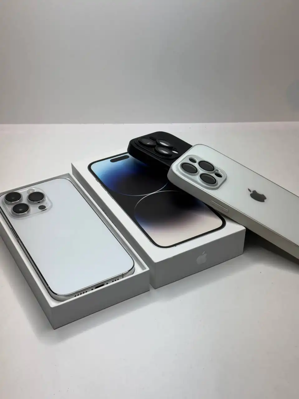 Продам IPhone 14 Pro 256gb