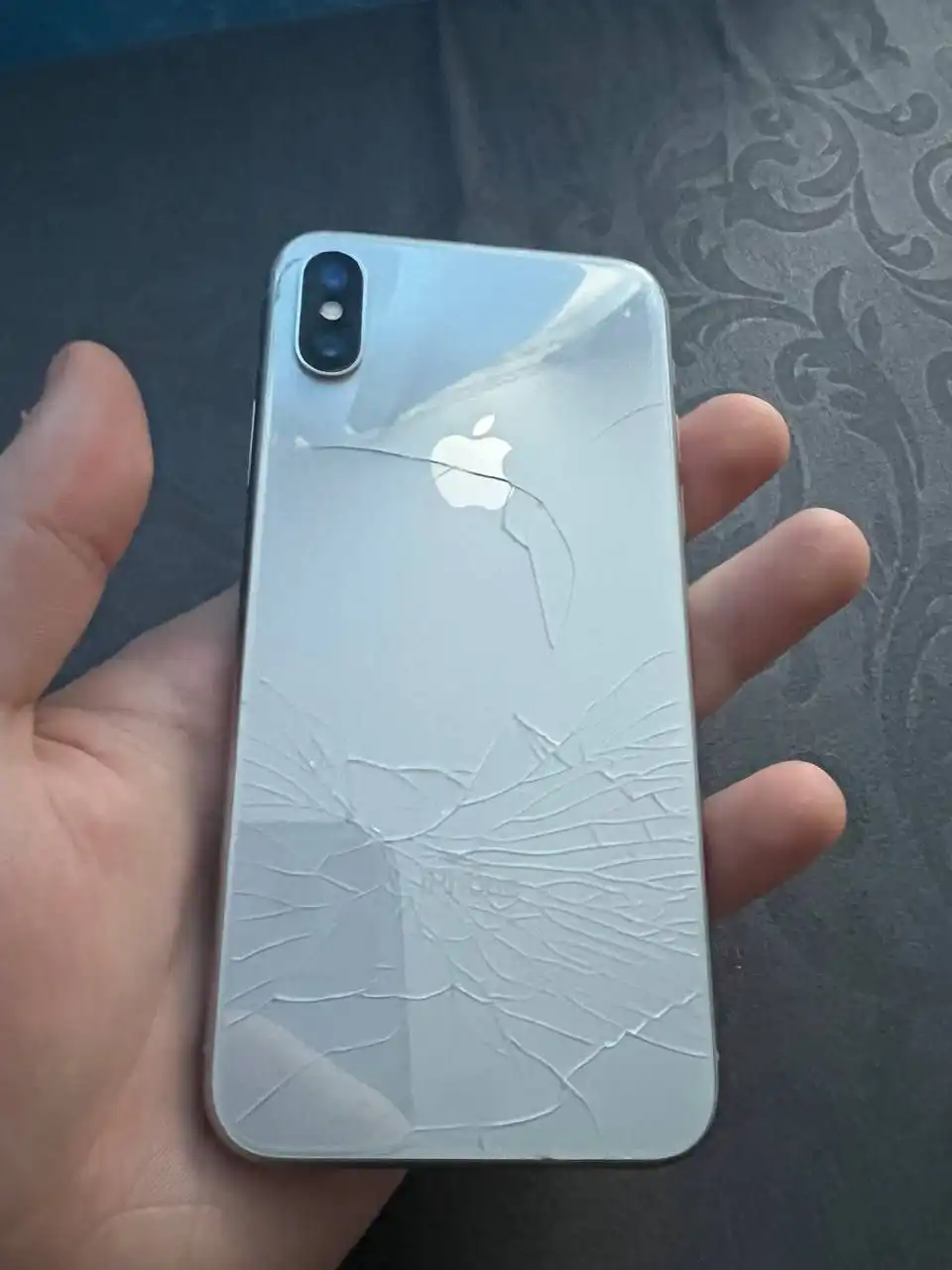 Продам или обменяю iPhone Face ID в рабочем состоянии