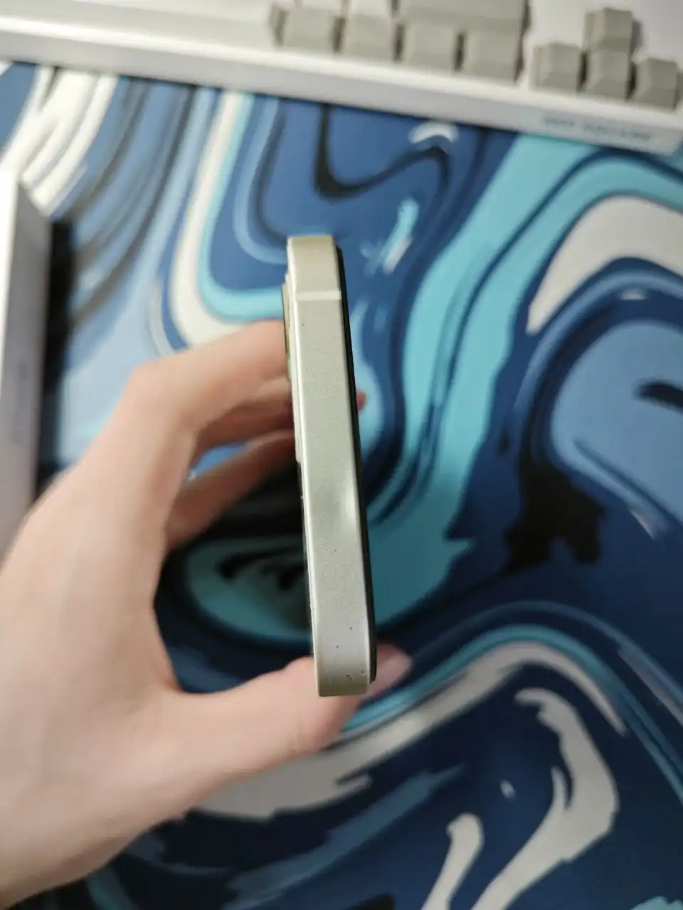 Продам iPhone 12 256 ГБ с заменой крышки