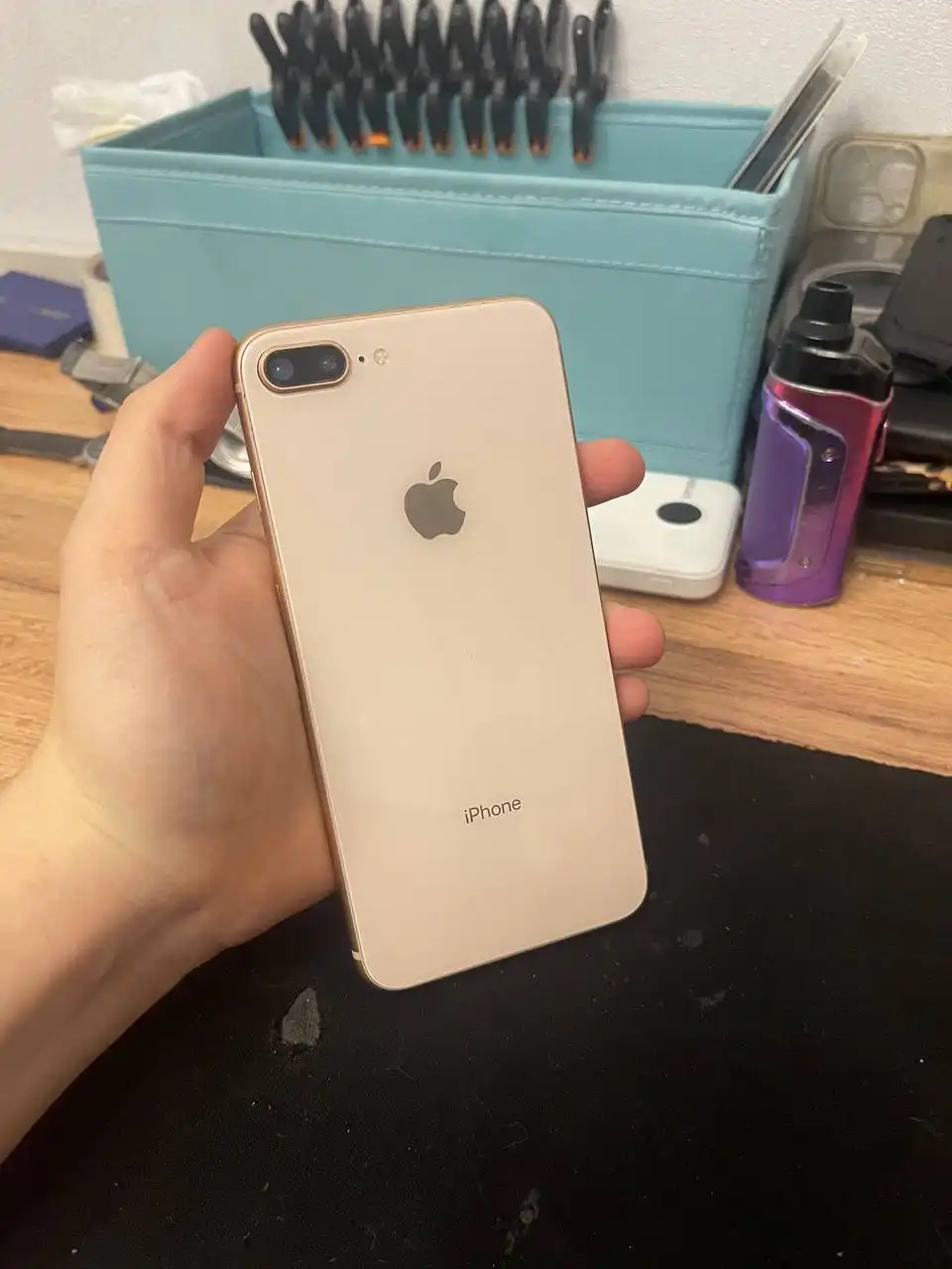 Продажа б/у iPhone разных моделей