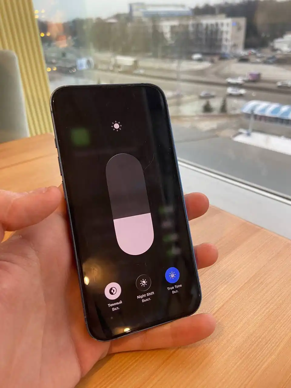 Продажа iPhone с разным состоянием аккумулятора