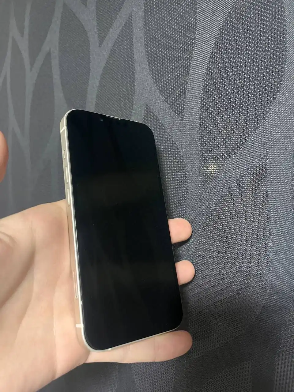 Продажа iPhone с разным состоянием аккумулятора