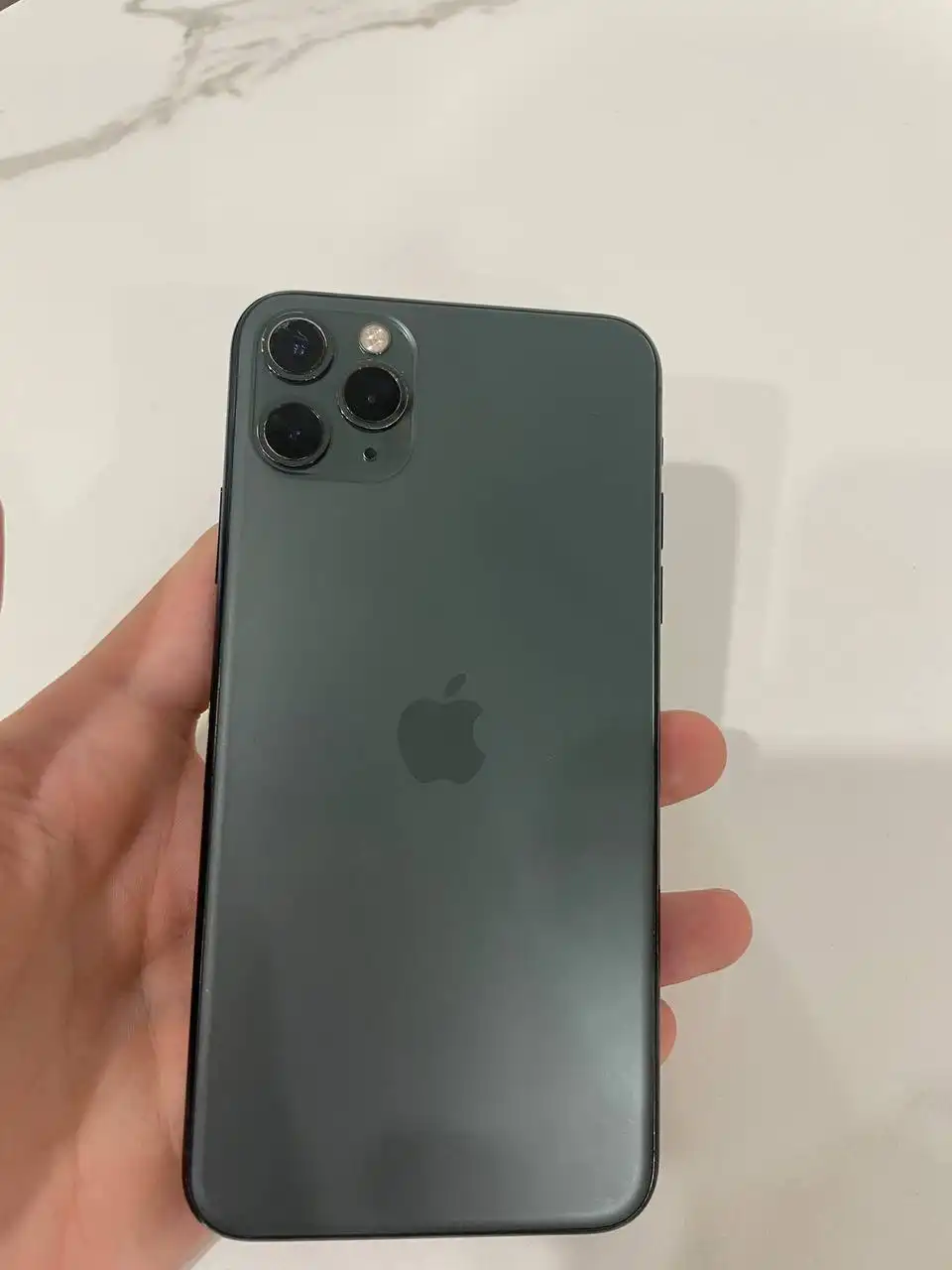 iPhone 11 Pro Max 256 ГБ с заменённым аккумулятором