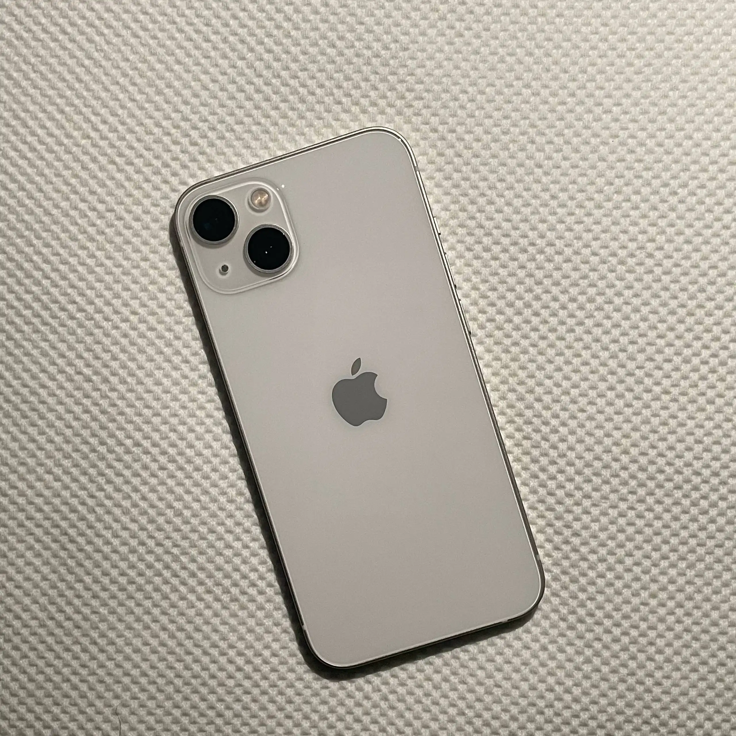 iPhone 13 белый 128гб в идеальном состоянии