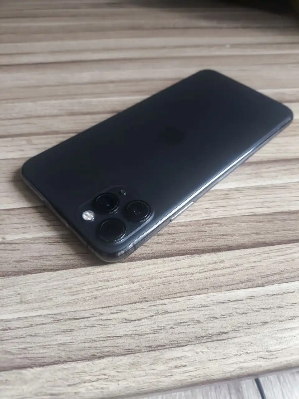 Продажа Apple iPhone 11 Pro Max 64 ГБ