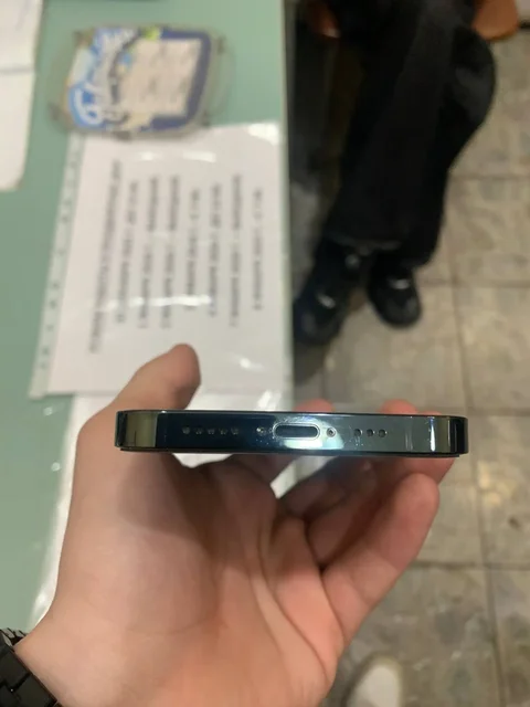 Продажа iPhone в идеальном состоянии с возможностью обмена - Электроника в Чебоксары