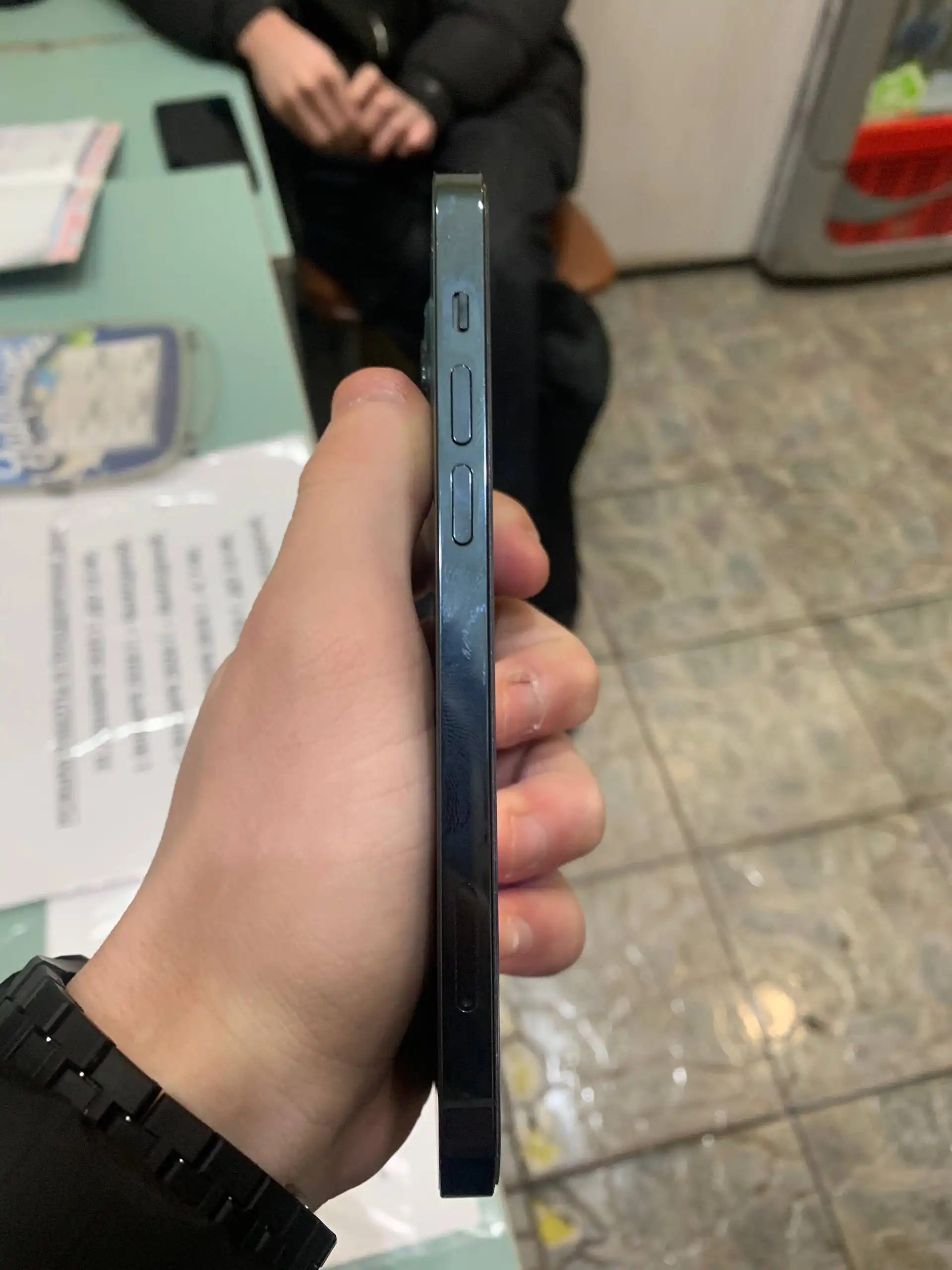 Продажа iPhone в идеальном состоянии с возможностью обмена