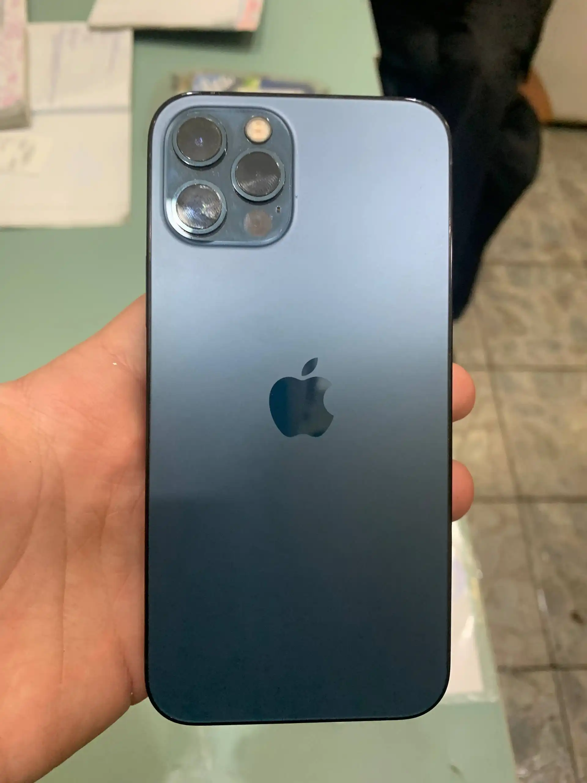 Продажа iPhone в идеальном состоянии с возможностью обмена