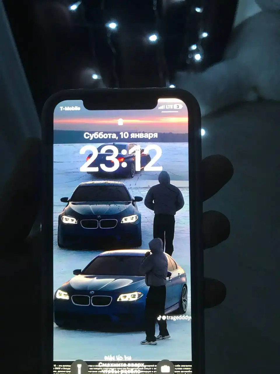 Продам iPhone X с повреждениями