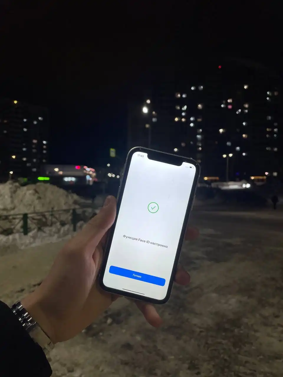 Продажа iPhone 11 128 ГБ белый - Телефоны (Электроника) в Чебоксары