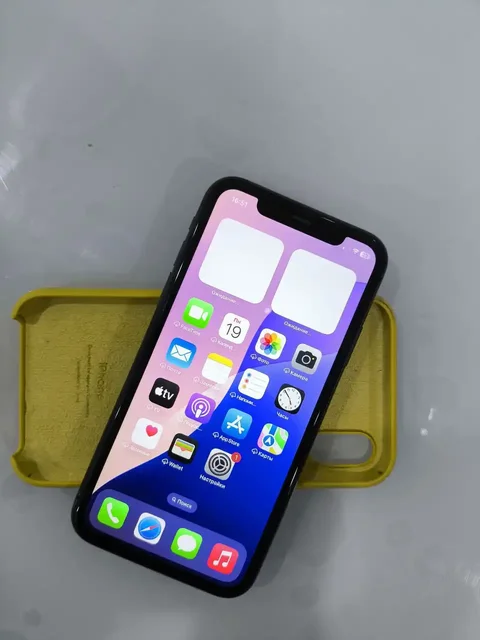 Продам Apple iPhone 11 128GB - Электроника в Чебоксары