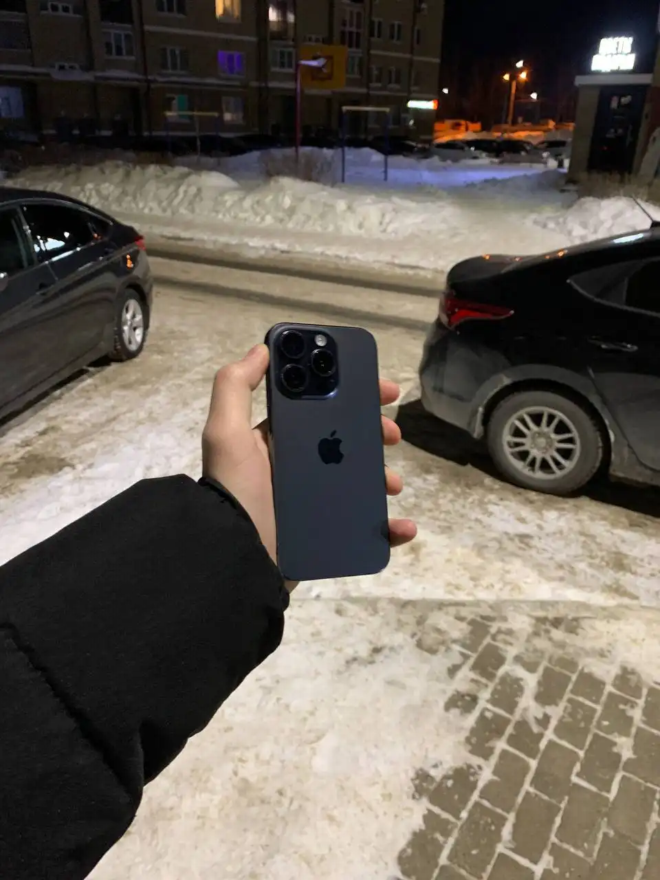 Продам iPhone 15 Pro 128 ГБ - Смартфоны и телефоны (Электроника) в Чебоксары