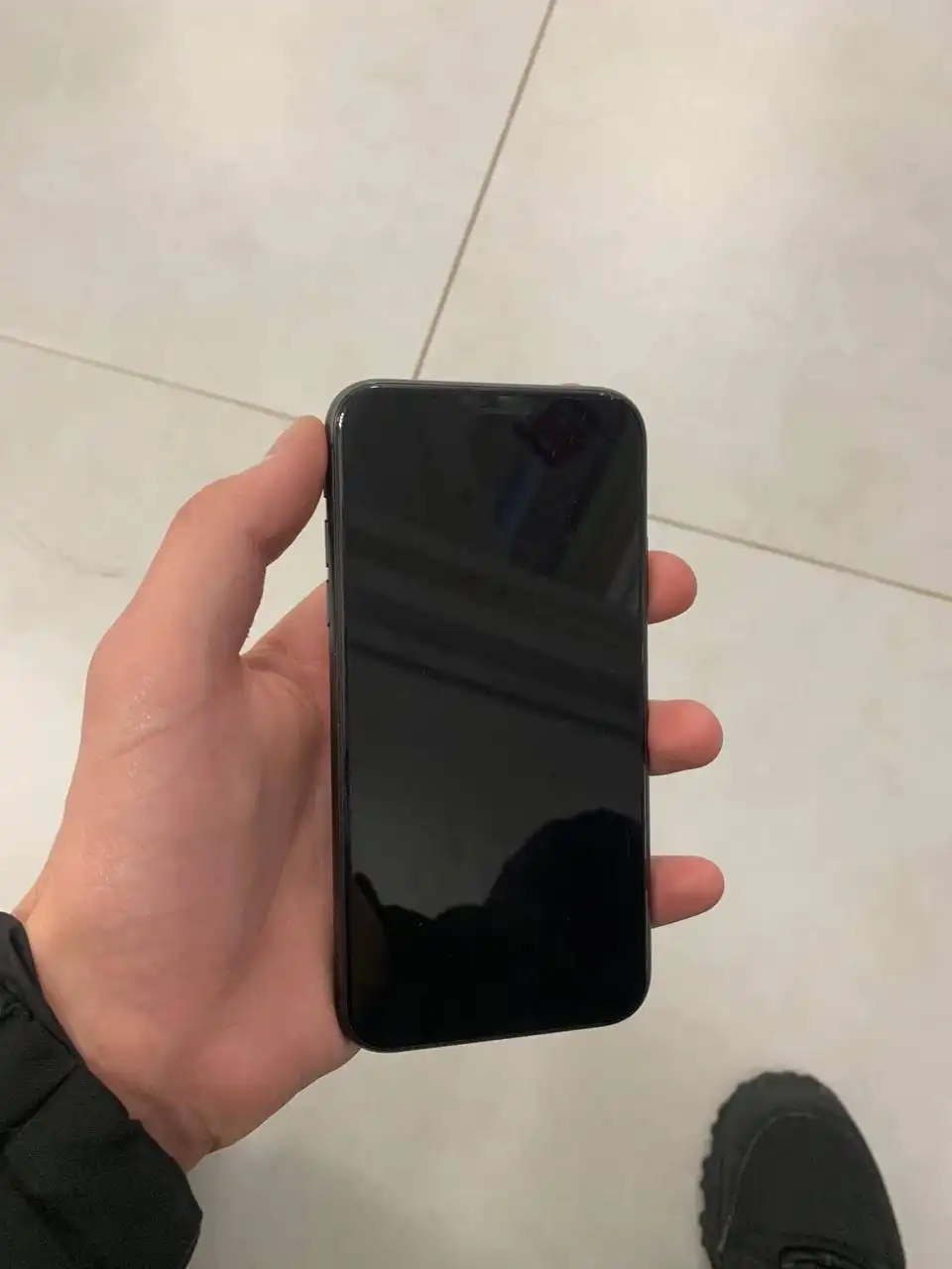 iPhone 11 128GB с царапинами - Смартфоны (Электроника) в Чебоксары