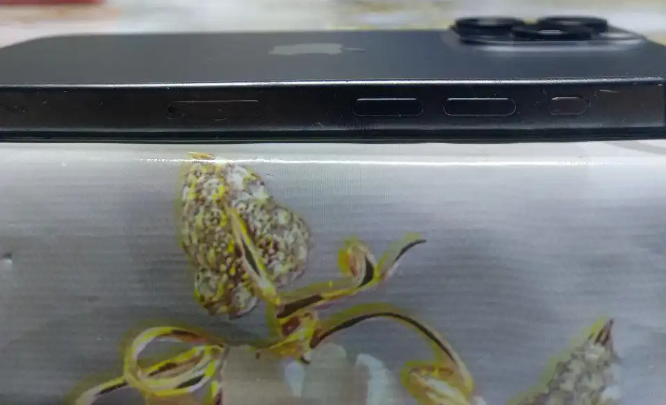 Айфон 15 про 256гб с заменой экрана - Смартфоны (Электроника) в Чебоксары