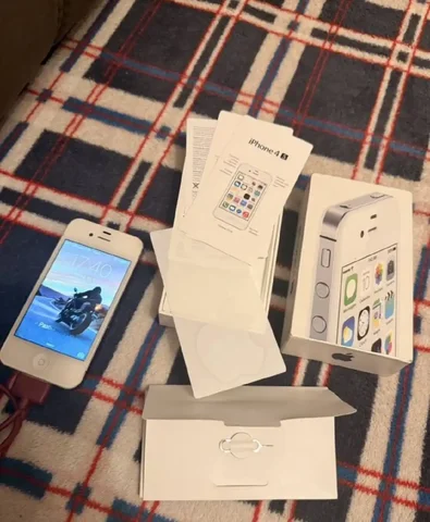 Продажа Айфон 4S в Чебоксарах - Электроника в Чебоксары