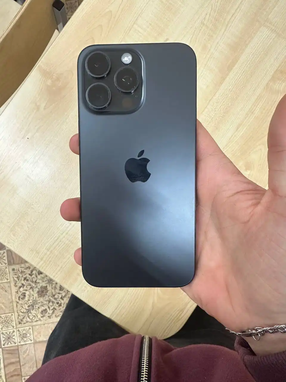 iPhone 15 Pro Max 256GB Natural Titanium - Смартфоны (Электроника) в Чебоксары