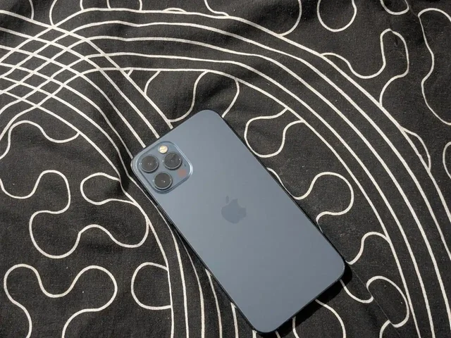 Продажа Apple iPhone - Смартфоны в Чебоксары