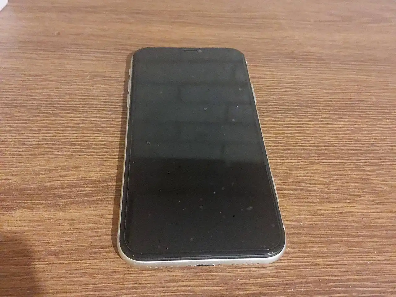 Продам iPhone 11 с коробкой и чехлом - Смартфоны (Электроника) в Чебоксары