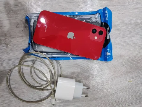 Apple iPhone в хорошем состоянии - Смартфоны в Чебоксары