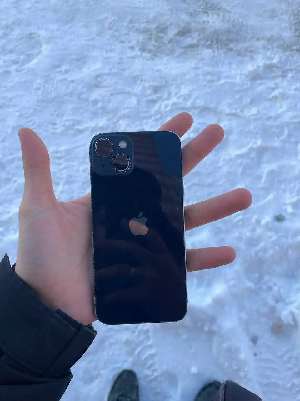 Продажа iPhone 13 128 ГБ черный - Смартфоны (Электроника) в Чебоксары