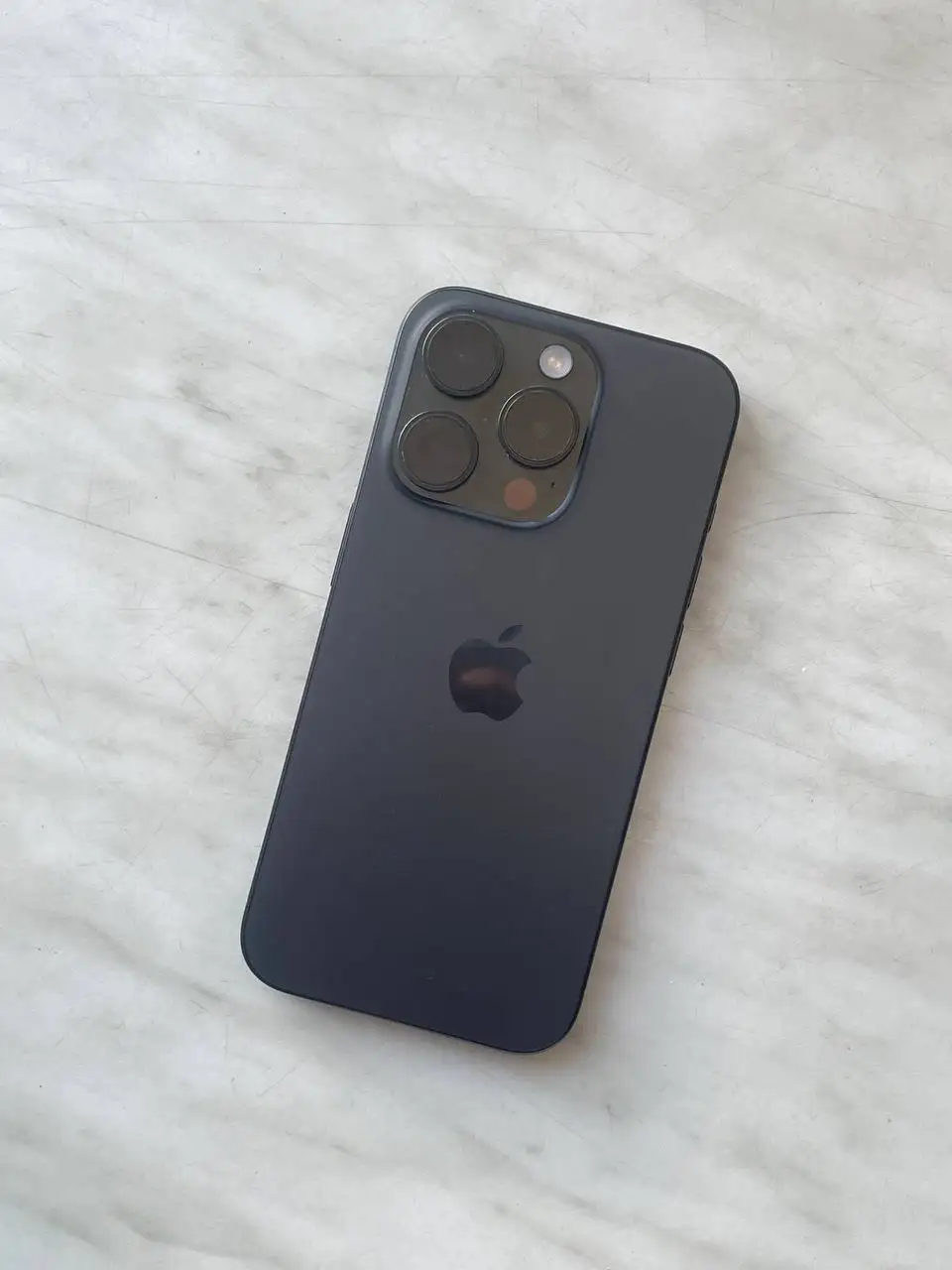 iPhone 15 Pro 128 ГБ черный - Смартфоны (Электроника) в Чебоксары