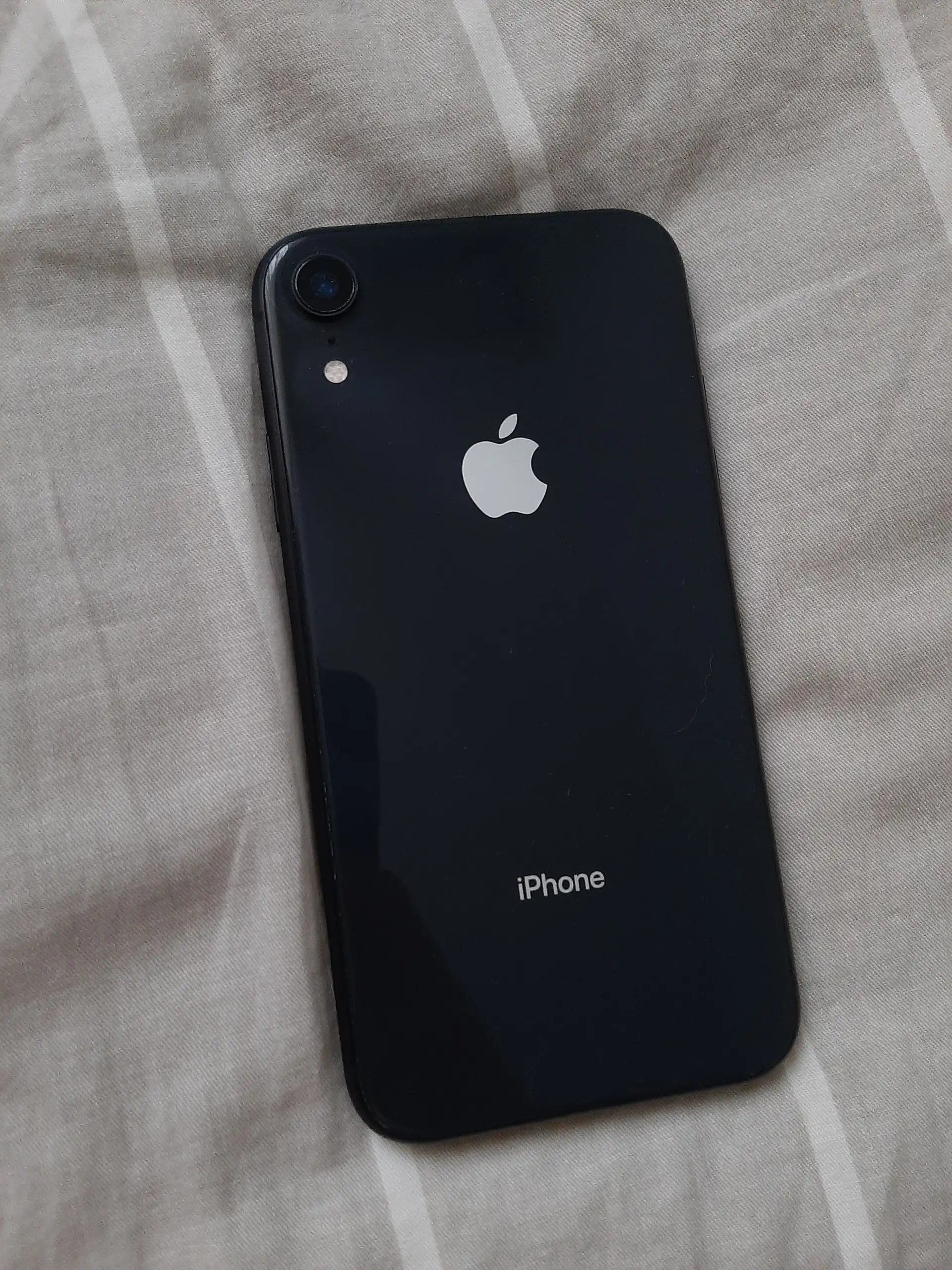 iPhone Xr 128gb в идеальном состоянии - Смартфоны (Электроника) в Чебоксары