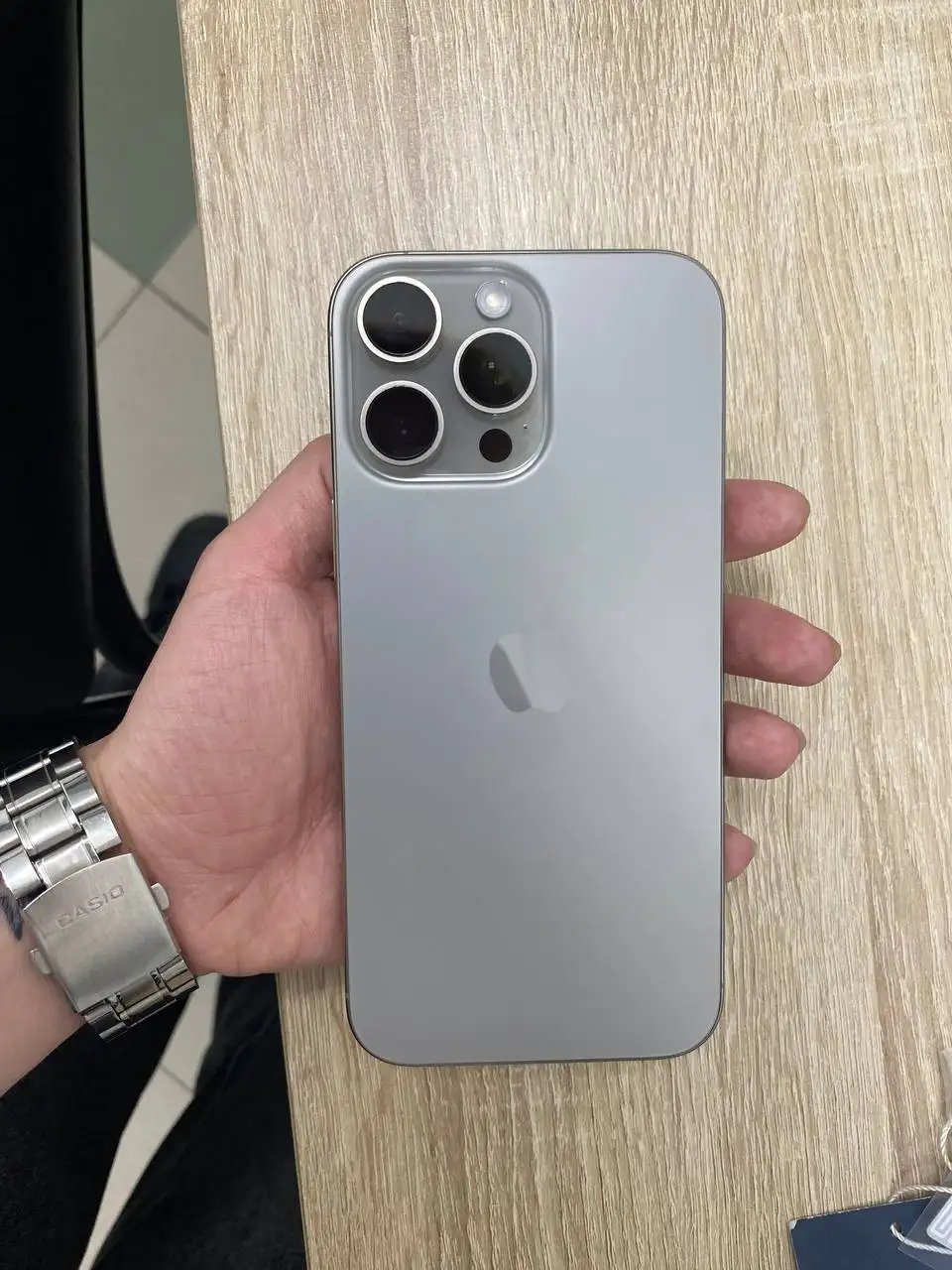 Продам iPhone 16 Pro Max в Чебоксарах - Смартфоны (Электроника) в Чебоксары