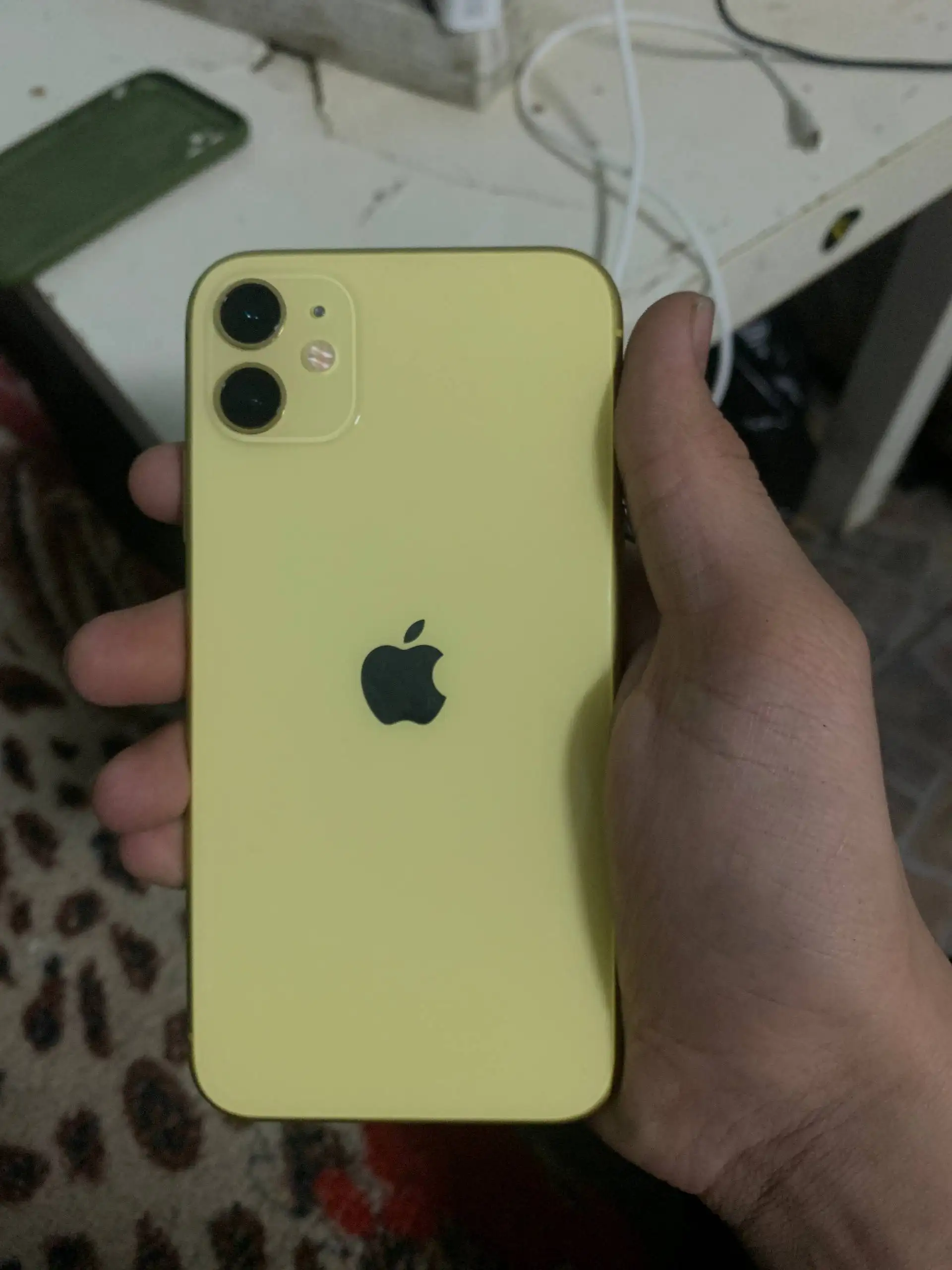 Продам iPhone 11 64gb в хорошем состоянии - Смартфоны (Электроника) в Чебоксары