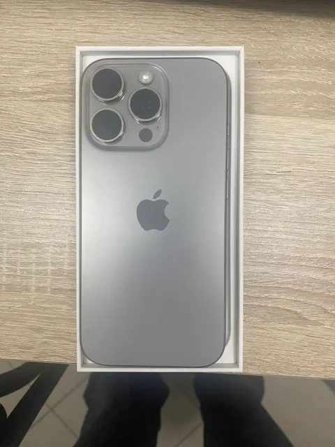 Продажа iPhone 16 Pro в идеальном состоянии - Планшеты и телефоны в Чебоксары