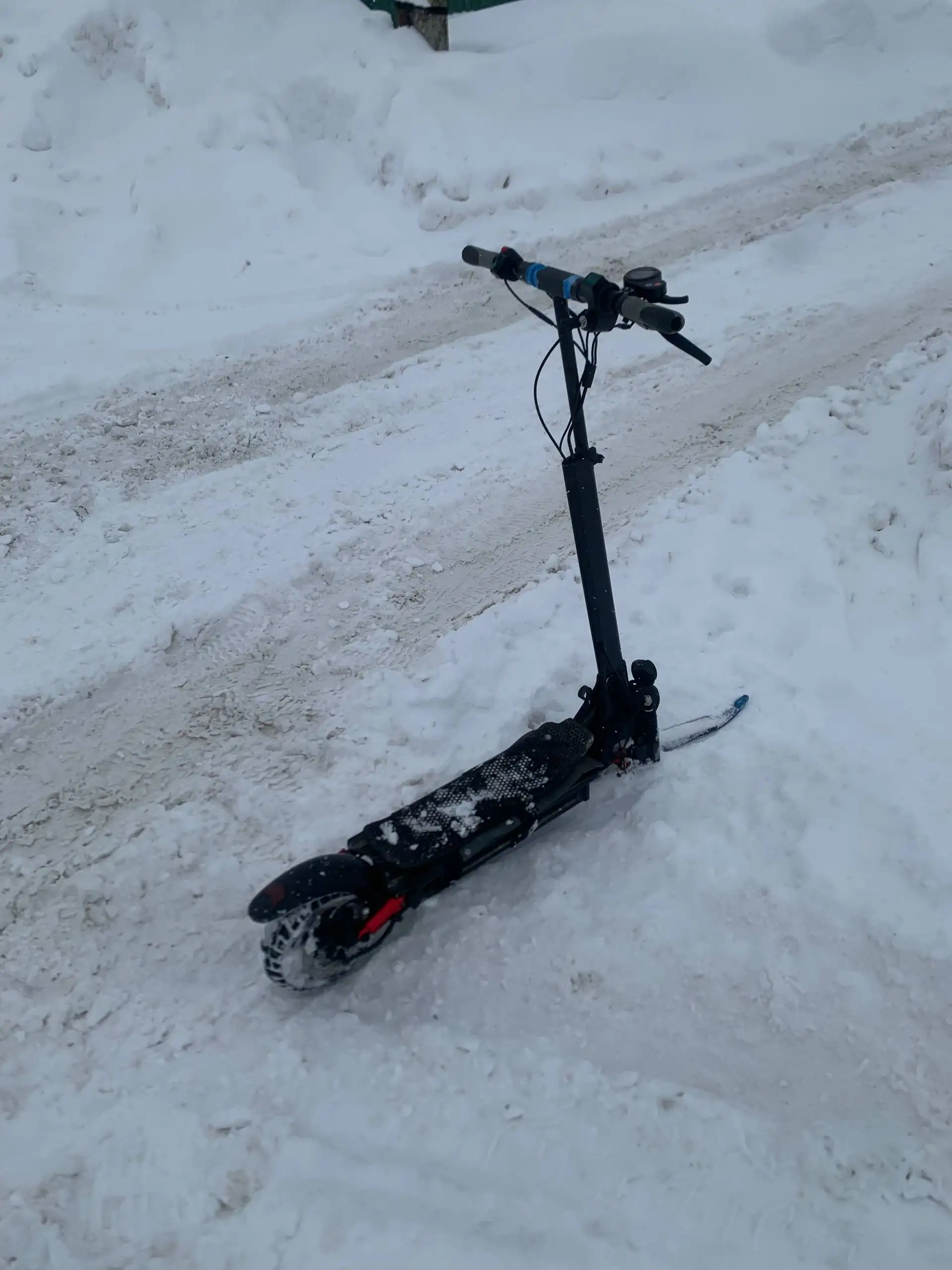 Apple iPhone без аккумулятора - Смартфоны (Электроника) в Чебоксары