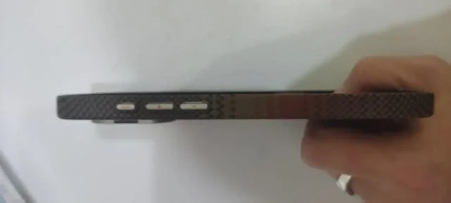 Чехол на iPhone 16 Pro Max реплика Pitaka - Планшеты и телефоны в Чебоксары