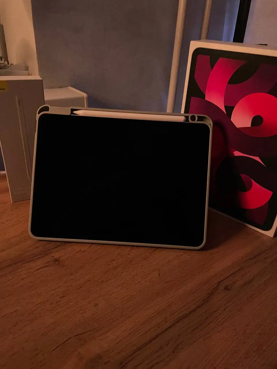 iPad Air 5 2022 M1 в отличном состоянии - Планшеты (Электроника) в Чебоксары