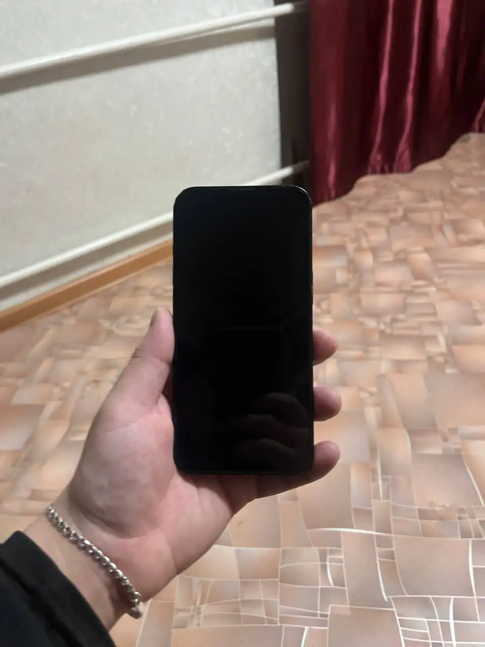 Айфон 13 с потёртостями, полный комплект - Смартфоны (Электроника) в Чебоксары