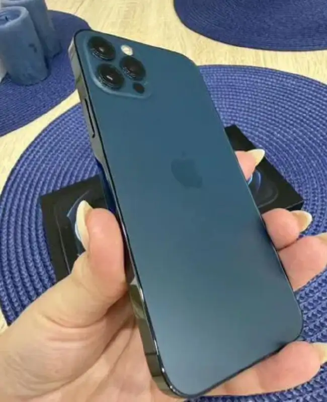 iPhone 12 Pro 128 ГБ в отличном состоянии - Смартфоны (Электроника) в Чебоксары