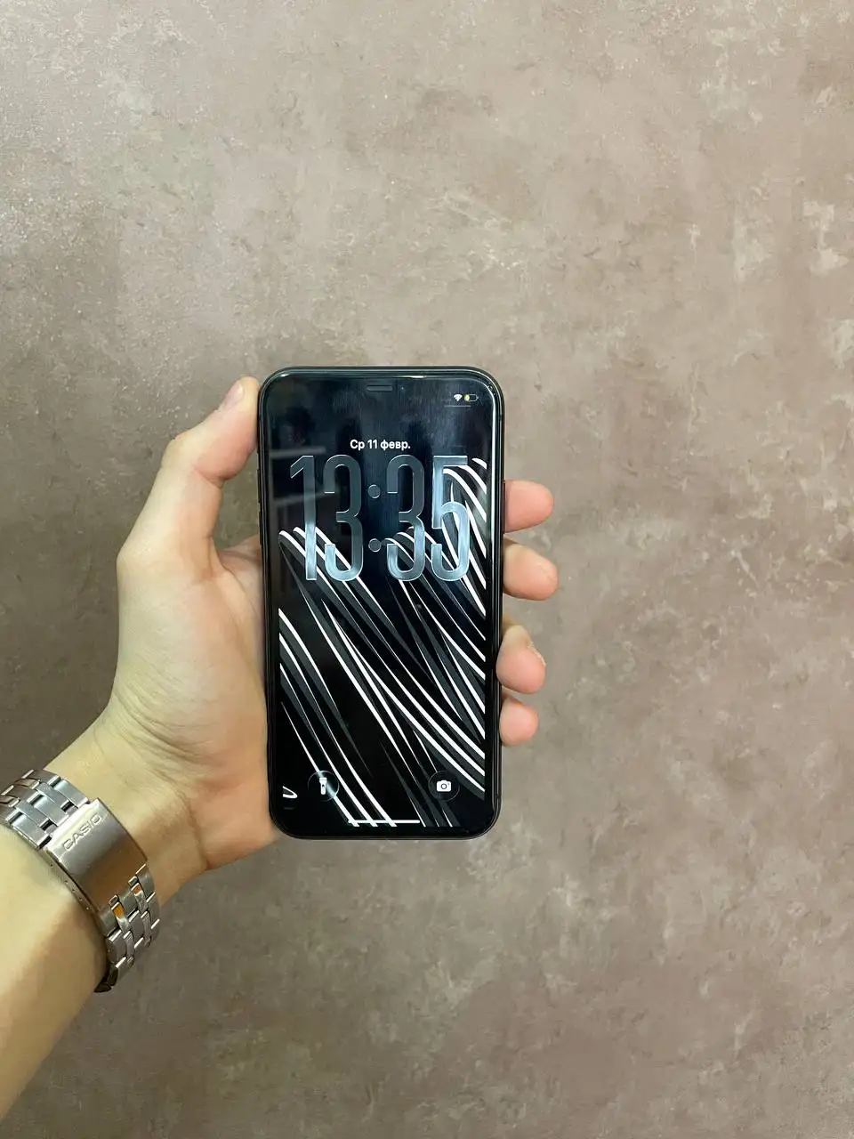 Продается iPhone 11 128 ГБ черный - Смартфоны (Электроника) в Чебоксары