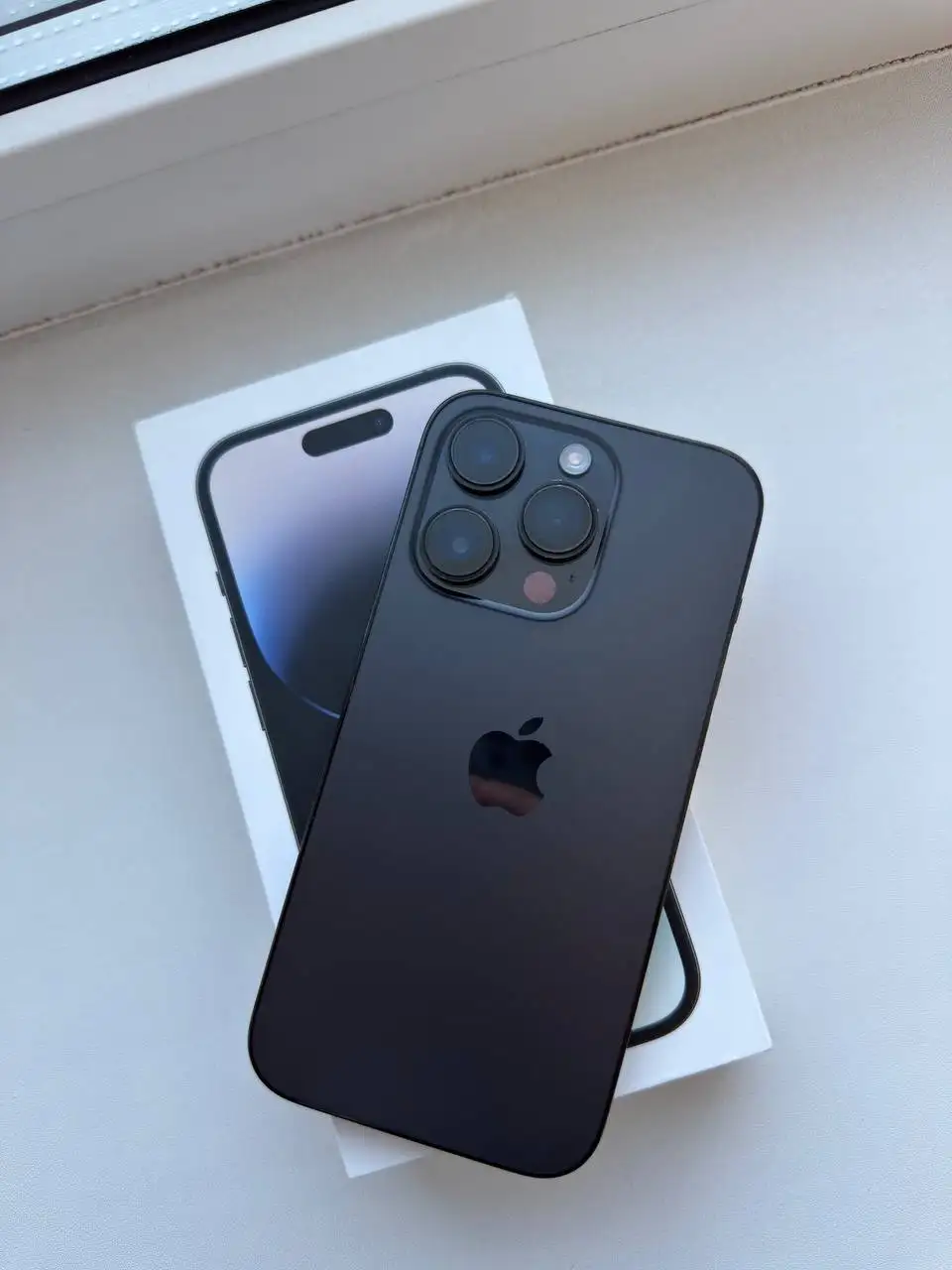 Apple iPhone 14 Pro с дефектами - Смартфоны (Электроника) в Чебоксары