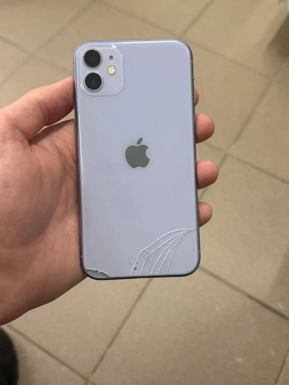 Продажа Apple iPhone 11 128GB в Чебоксарах - Смартфоны (Электроника) в Чебоксары