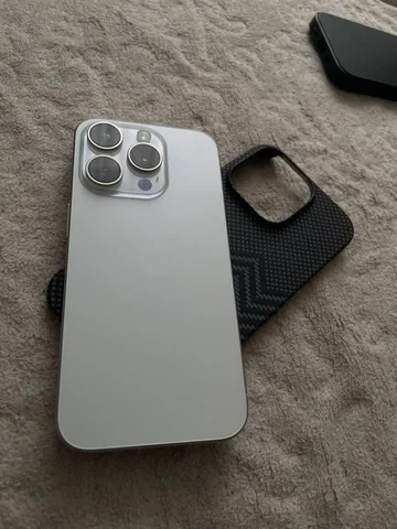 iPhone 15 Pro 128 ГБ в отличном состоянии - Смартфоны и аксессуары в Чебоксары