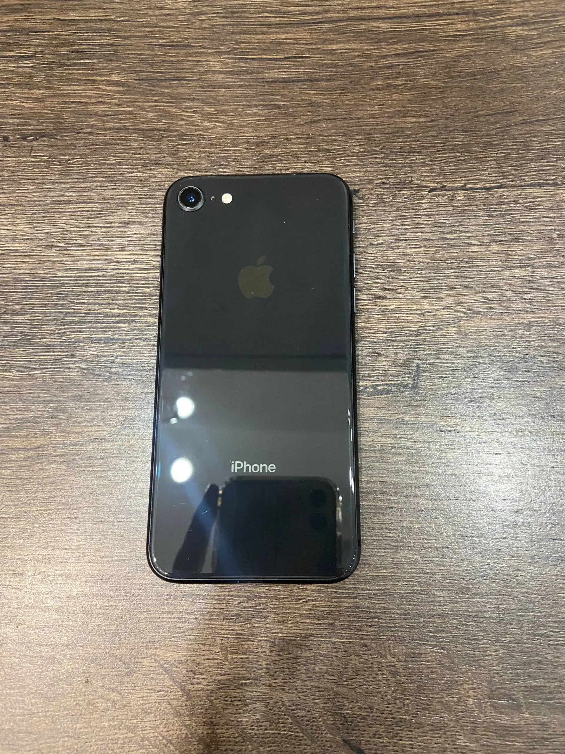 Продам iPhone 8 64 ГБ в идеальном состоянии - Смартфоны (Электроника) в Чебоксары